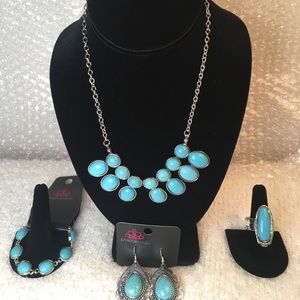 Blue Necklace Set